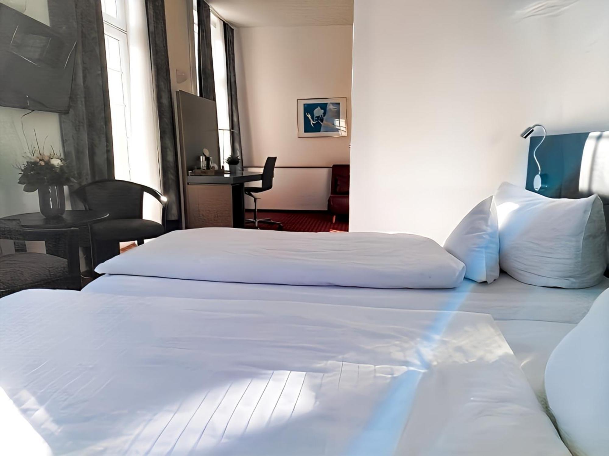 Hotel Schwert Rastatt Kültér fotó