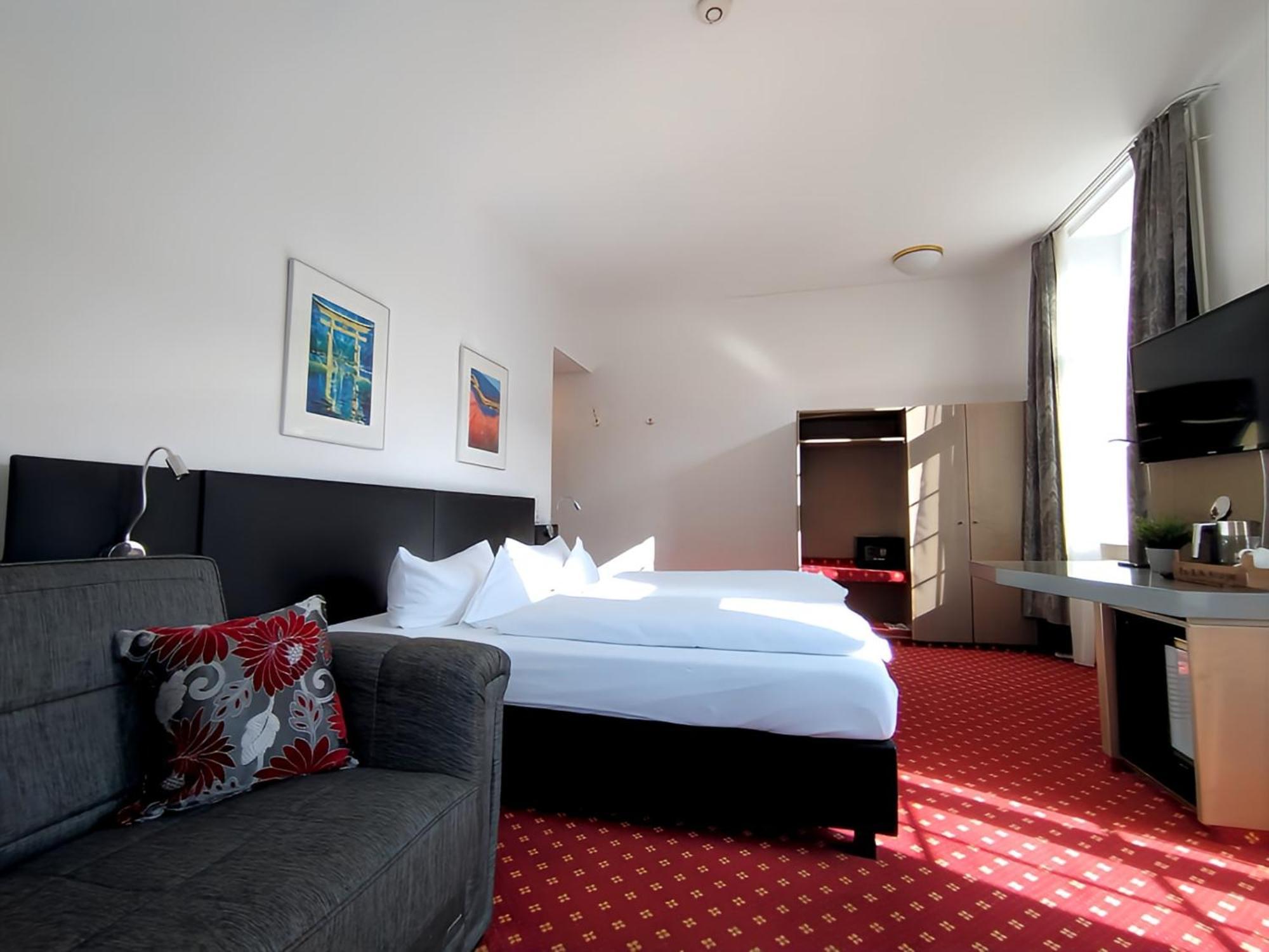 Hotel Schwert Rastatt Kültér fotó